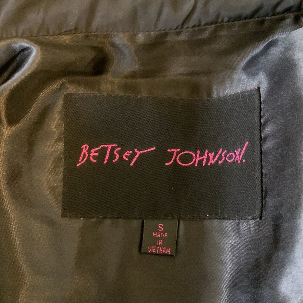 Betsy Johnson Coat - Picture 9 of 11